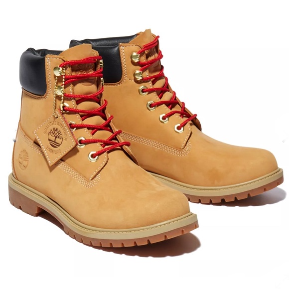 WOMEN'S TIMBERLAND® HERITAGE 6-INCH WATERPROOF BOOTS - Picture 7 of 9